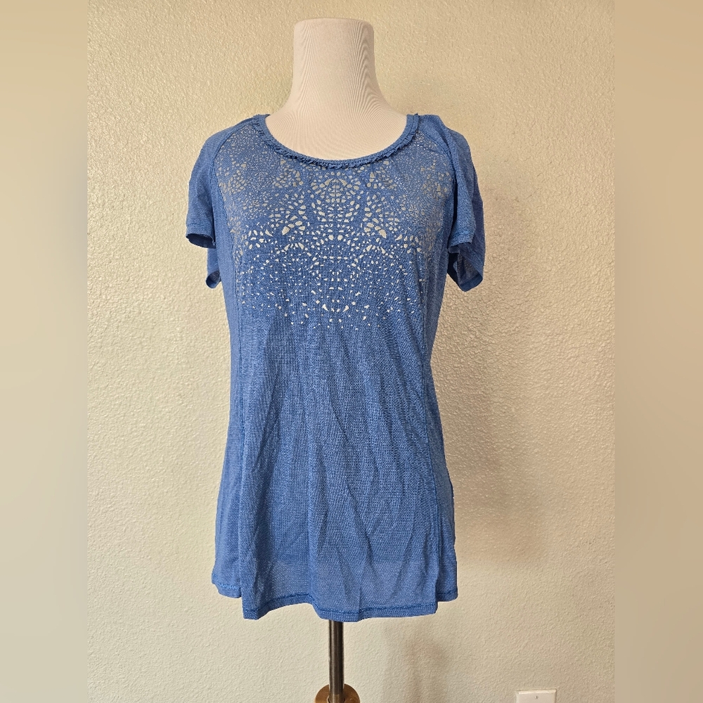 Lululemon shirt